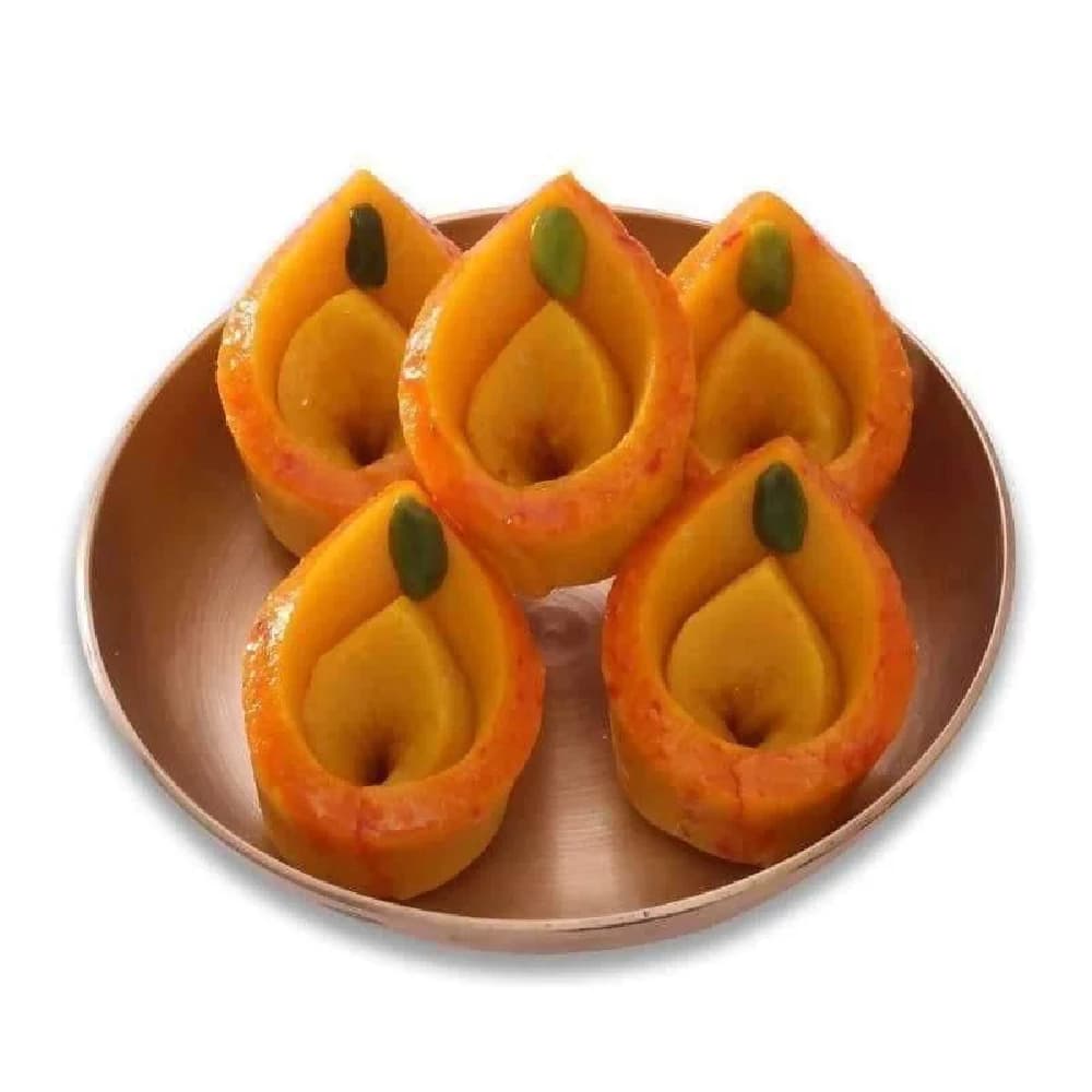 Buy Dadu's Kaju Deep Online - OLRAA Indian Snacks