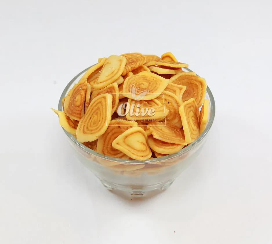 Buy Olive Mithai Garlic Bakarwadi Online - OLRAA Indian Snacks